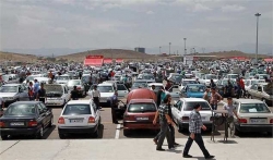 فربد زاوه: خودروسازان در گرداب