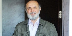 مستخدمین حسینی: دولت بورس را به بازار سفته‌بازی تبدیل کرده است