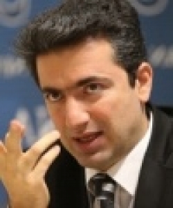 پدرام سلطانی: سازمان تجارت جهانی نباید وارد بازی‌های سیاسی و تحریم دیگران شود