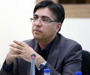 معاون وزیر اقتصاد در همایش ملی تعامل صنعت و دانشگاه: ساختارهای اقتصادی ایران پذیرای رشد بالای 8 درصد نیست