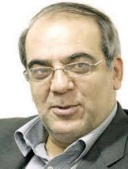 عباس عبدی: نظام رسانه‌ای در ایران شلخته و بی‌اعتبار است
